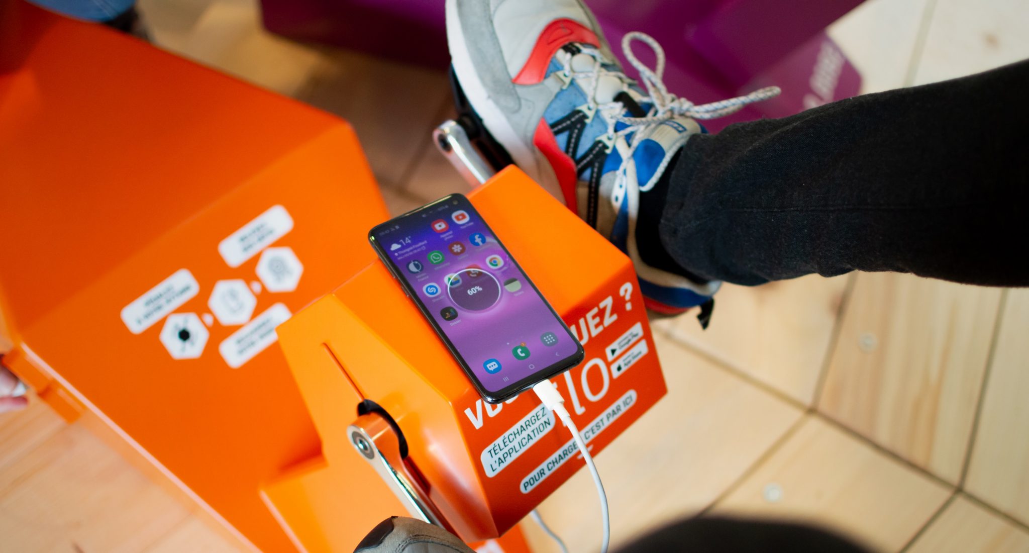 Un vélo pour recharger son téléphone : on répond à toutes vos questions